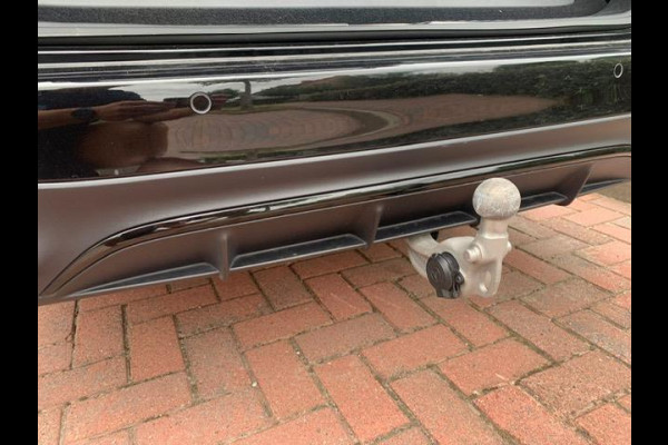 Mercedes-Benz E-Klasse Estate 300 e AMG Line Premium Plus Airmatic | Hyperscreen | Trekhaak | Pano | Adaptive + Lane | Memory Stoelmassage + Koeling + Verwarming | NL auto |