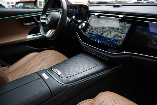 Mercedes-Benz E-Klasse Estate 300 e AMG Line Premium Plus Airmatic | Hyperscreen | Trekhaak | Pano | Adaptive + Lane | Memory Stoelmassage + Koeling + Verwarming | NL auto |