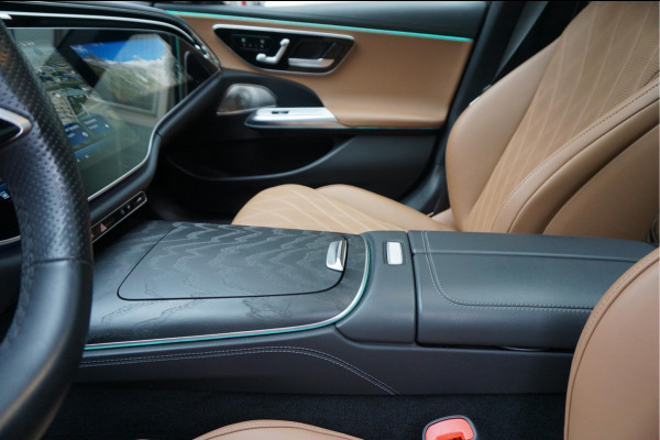 Mercedes-Benz E-Klasse Estate 300 e AMG Line Premium Plus Airmatic | Hyperscreen | Trekhaak | Pano | Adaptive + Lane | Memory Stoelmassage + Koeling + Verwarming | NL auto |