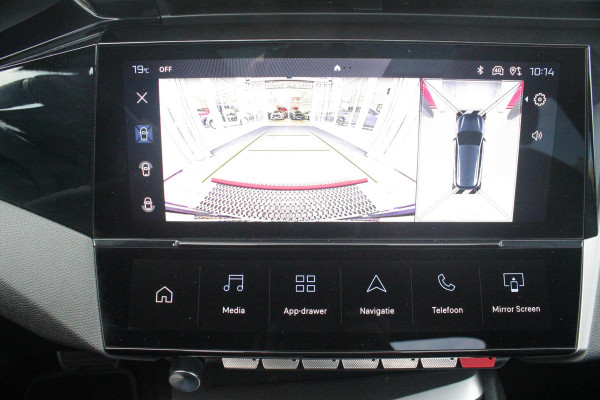 Peugeot 308 SW Peugeot 308 SW 1.2 Hybrid 145PK GT AUTOMAAT | PANORAMA SCHUIF/KANTEL DAK | AFNEEMBARE TREKHAAK | NAVIGATIE | SENSATION PACK: FOCAL HIFI SYSTEM (PREMIUM HIFI SYSTEEM MET 10 SPEAKERS)/DRAADLOZE TELEFOONLADER | 360° VISION & DRIVE ASSIST PLUS PACK: ACHTERUITRIJCAMERA 360° VISIOPARK 3 (4 CAMERA'S)/PARKEERHULP VOOR EN ACHTER/ANTI DIEFSTAL ALARM/PEUGEOT i-COCKPIT MET CONFIGUREERBAAR 3D-INSTRUMENTENPANEEL/CLEAN CABIN | | 18" LICHTMETALEN VELGEN "PORTLAND" | DRAADLOZE APPLE CARPLAY/ANDROID AUTO | KEYLESS ENTRY/START | SFEER VERLICHTING | ZWARTE HEMELBEKLEDING | FULL LED MAT