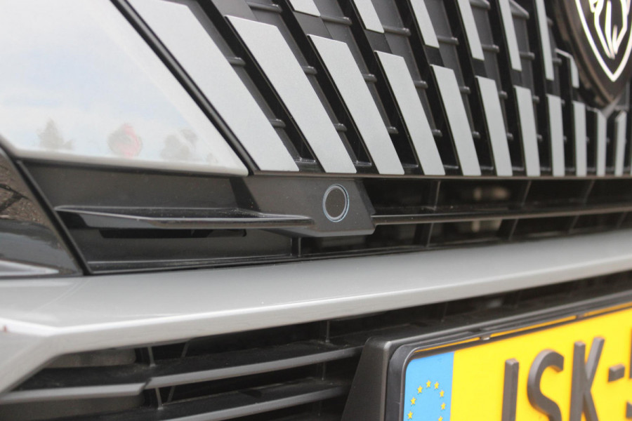 Peugeot 308 SW Peugeot 308 SW 1.2 Hybrid 145PK GT AUTOMAAT | PANORAMA SCHUIF/KANTEL DAK | AFNEEMBARE TREKHAAK | NAVIGATIE | SENSATION PACK: FOCAL HIFI SYSTEM (PREMIUM HIFI SYSTEEM MET 10 SPEAKERS)/DRAADLOZE TELEFOONLADER | 360° VISION & DRIVE ASSIST PLUS PACK: ACHTERUITRIJCAMERA 360° VISIOPARK 3 (4 CAMERA'S)/PARKEERHULP VOOR EN ACHTER/ANTI DIEFSTAL ALARM/PEUGEOT i-COCKPIT MET CONFIGUREERBAAR 3D-INSTRUMENTENPANEEL/CLEAN CABIN | | 18" LICHTMETALEN VELGEN "PORTLAND" | DRAADLOZE APPLE CARPLAY/ANDROID AUTO | KEYLESS ENTRY/START | SFEER VERLICHTING | ZWARTE HEMELBEKLEDING | FULL LED MAT