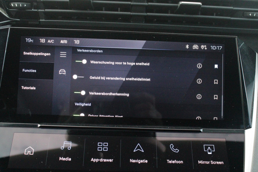 Peugeot 308 SW Peugeot 308 SW 1.2 Hybrid 145PK GT AUTOMAAT | PANORAMA SCHUIF/KANTEL DAK | AFNEEMBARE TREKHAAK | NAVIGATIE | SENSATION PACK: FOCAL HIFI SYSTEM (PREMIUM HIFI SYSTEEM MET 10 SPEAKERS)/DRAADLOZE TELEFOONLADER | 360° VISION & DRIVE ASSIST PLUS PACK: ACHTERUITRIJCAMERA 360° VISIOPARK 3 (4 CAMERA'S)/PARKEERHULP VOOR EN ACHTER/ANTI DIEFSTAL ALARM/PEUGEOT i-COCKPIT MET CONFIGUREERBAAR 3D-INSTRUMENTENPANEEL/CLEAN CABIN | | 18" LICHTMETALEN VELGEN "PORTLAND" | DRAADLOZE APPLE CARPLAY/ANDROID AUTO | KEYLESS ENTRY/START | SFEER VERLICHTING | ZWARTE HEMELBEKLEDING | FULL LED MAT