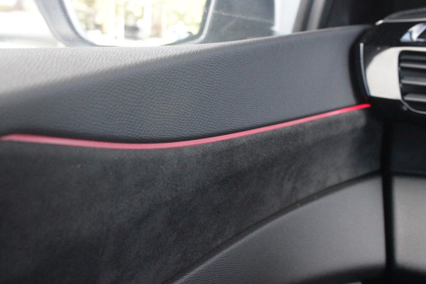 Peugeot 308 SW Peugeot 308 SW 1.2 Hybrid 145PK GT AUTOMAAT | PANORAMA SCHUIF/KANTEL DAK | AFNEEMBARE TREKHAAK | NAVIGATIE | SENSATION PACK: FOCAL HIFI SYSTEM (PREMIUM HIFI SYSTEEM MET 10 SPEAKERS)/DRAADLOZE TELEFOONLADER | 360° VISION & DRIVE ASSIST PLUS PACK: ACHTERUITRIJCAMERA 360° VISIOPARK 3 (4 CAMERA'S)/PARKEERHULP VOOR EN ACHTER/ANTI DIEFSTAL ALARM/PEUGEOT i-COCKPIT MET CONFIGUREERBAAR 3D-INSTRUMENTENPANEEL/CLEAN CABIN | | 18" LICHTMETALEN VELGEN "PORTLAND" | DRAADLOZE APPLE CARPLAY/ANDROID AUTO | KEYLESS ENTRY/START | SFEER VERLICHTING | ZWARTE HEMELBEKLEDING | FULL LED MAT