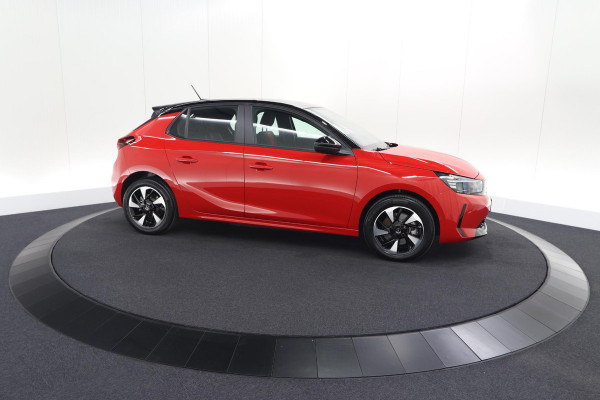 Opel Corsa Electric Yes 50 kWh | 11 KW Lader | SOH 99,3% | Apple Carplay | Parkeersensoren