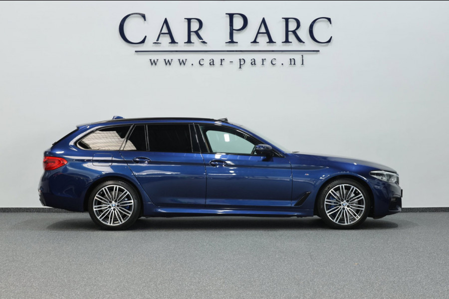 BMW 5 Serie Touring 540i xDrive M-Sport LED/VIRTUAL/SFEER/PANO/LEER+S.VERWARMING+MEMORY/19" LMV/360/ACC/ECC/12 MND GARANTIE!
