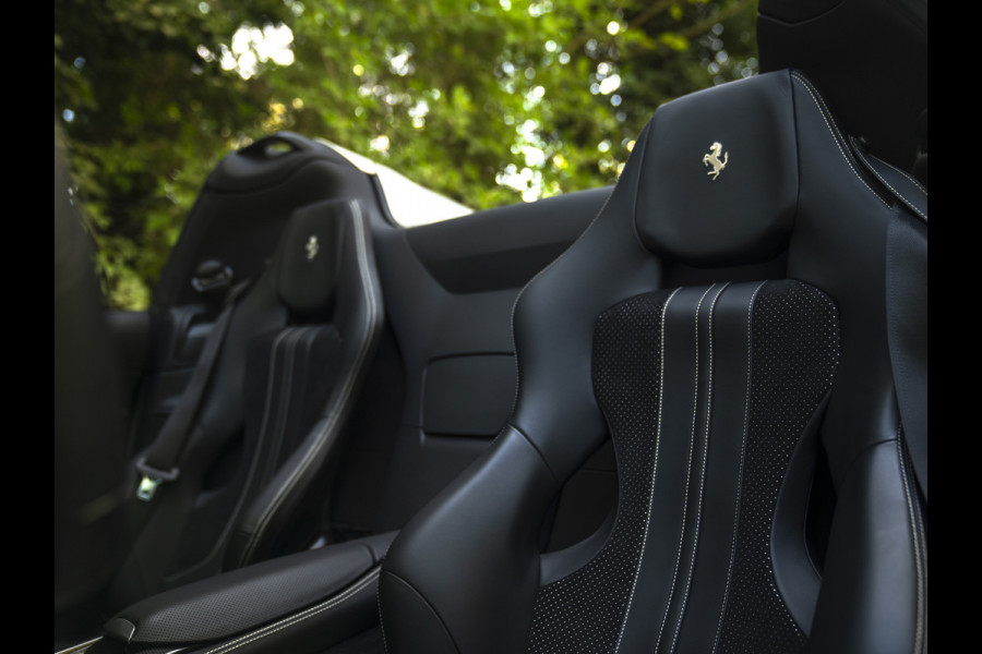 Ferrari 812 GTS 6.5 V12 HELE | Alluminium Lucido | Racing Seats | Lift | Pass. display