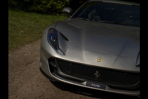 Ferrari 812 GTS 6.5 V12 HELE | Alluminium Lucido | Racing Seats | Lift | Pass. display