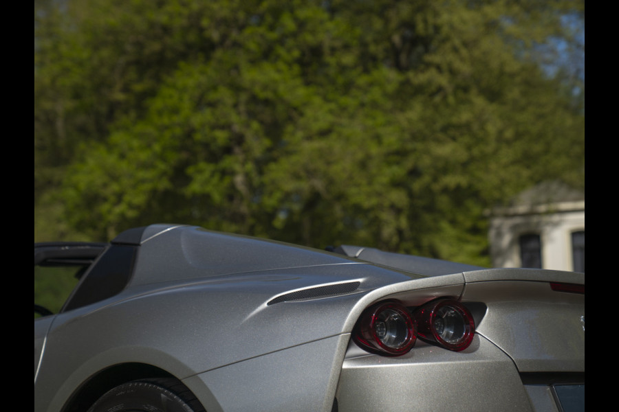 Ferrari 812 GTS 6.5 V12 HELE | Alluminium Lucido | Racing Seats | Lift | Pass. display