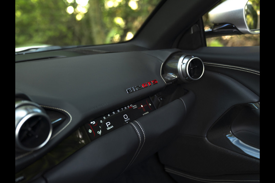 Ferrari 812 GTS 6.5 V12 HELE | Alluminium Lucido | Racing Seats | Lift | Pass. display