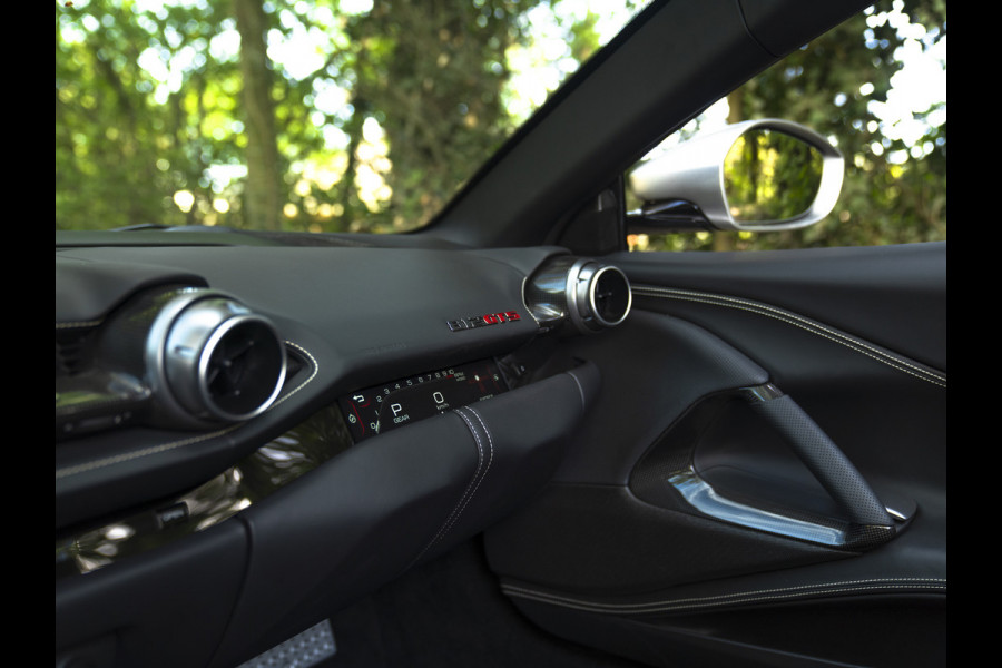 Ferrari 812 GTS 6.5 V12 HELE | Alluminium Lucido | Racing Seats | Lift | Pass. display
