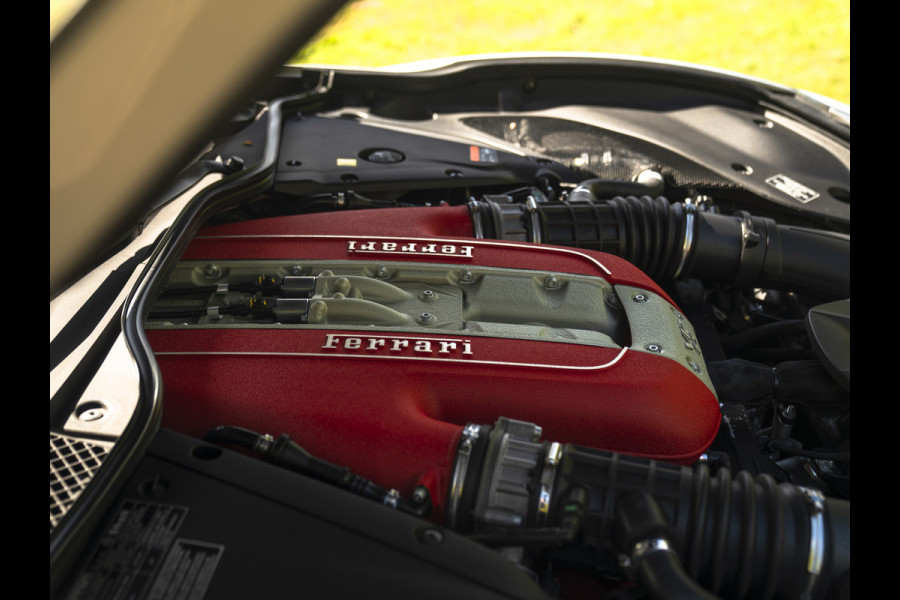 Ferrari 812 GTS 6.5 V12 HELE | Alluminium Lucido | Racing Seats | Lift | Pass. display