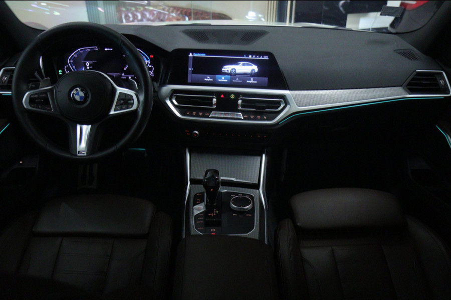 BMW 3-serie 330e High Executive M Sport /PANO/SFEER/CARPLAY/CAM/BOMVOL
