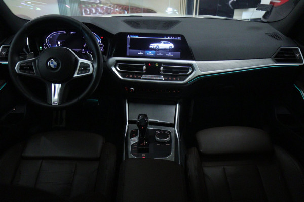 BMW 3-serie 330e High Executive M Sport /PANO/SFEER/CARPLAY/CAM/BOMVOL