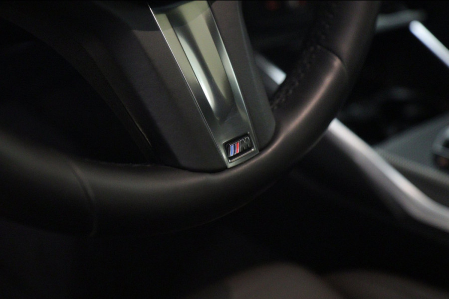 BMW 3-serie 330e High Executive M Sport /PANO/SFEER/CARPLAY/CAM/BOMVOL