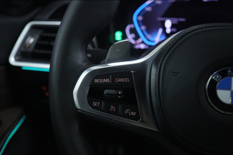 BMW 3-serie 330e High Executive M Sport /PANO/SFEER/CARPLAY/CAM/BOMVOL