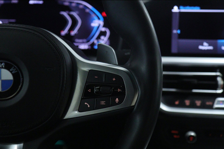 BMW 3-serie 330e High Executive M Sport /PANO/SFEER/CARPLAY/CAM/BOMVOL