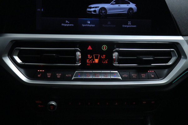 BMW 3-serie 330e High Executive M Sport /PANO/SFEER/CARPLAY/CAM/BOMVOL