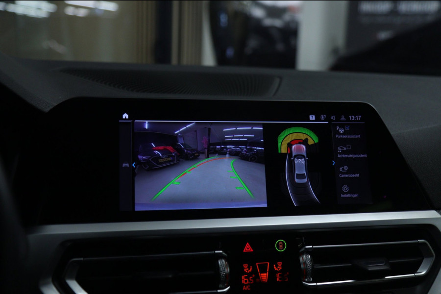 BMW 3-serie 330e High Executive M Sport /PANO/SFEER/CARPLAY/CAM/BOMVOL