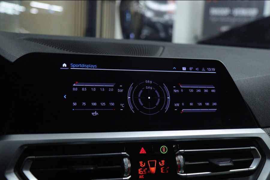 BMW 3-serie 330e High Executive M Sport /PANO/SFEER/CARPLAY/CAM/BOMVOL