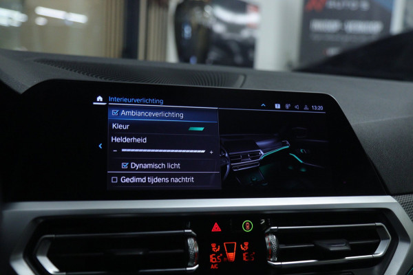 BMW 3-serie 330e High Executive M Sport /PANO/SFEER/CARPLAY/CAM/BOMVOL