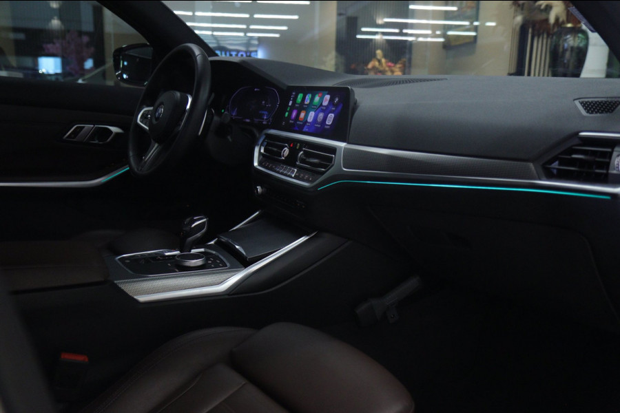 BMW 3-serie 330e High Executive M Sport /PANO/SFEER/CARPLAY/CAM/BOMVOL