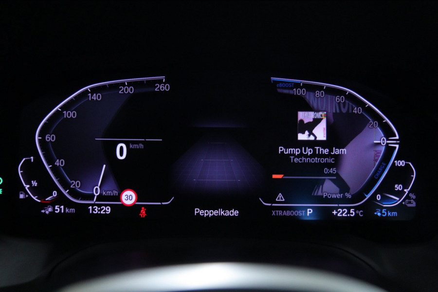 BMW 3-serie 330e High Executive M Sport /PANO/SFEER/CARPLAY/CAM/BOMVOL