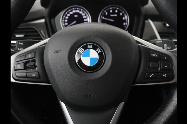 BMW 2 Serie Gran Tourer 218i Business Edition Plus | Trekhaak | Head up | Half Leder | Climate control | Park assist | Cruise control | Full LED |