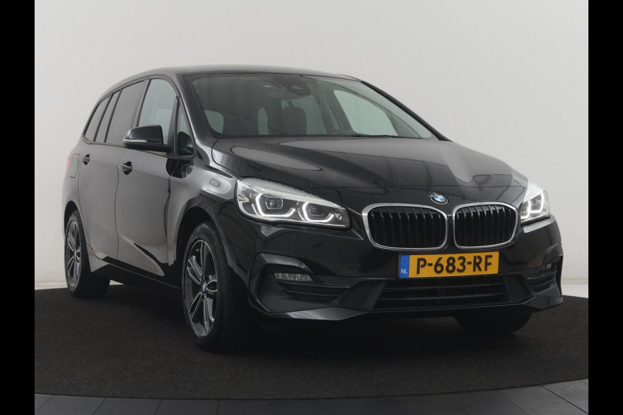 BMW 2 Serie Gran Tourer 218i Business Edition Plus | Trekhaak | Head up | Half Leder | Climate control | Park assist | Cruise control | Full LED |
