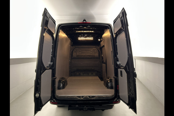 Mercedes-Benz Sprinter 317 1.9 CDI L2H2 RWD | LED | Cruise | 18" AMG Velgen