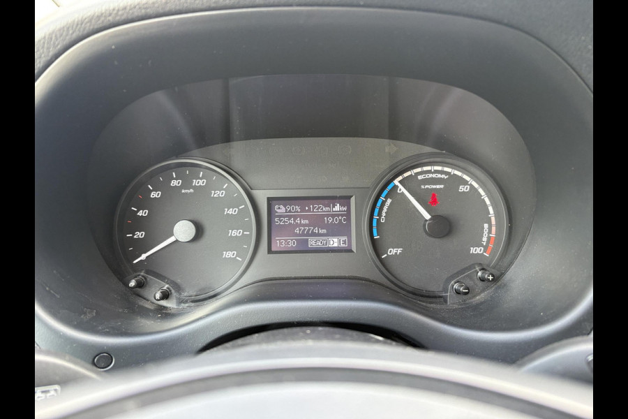 Mercedes-Benz eVito Lang 41 kWh | Elektrisch | Airco | Stoelverwarming | Camera | Houten laadvloer | Bluetooth / Carplay |