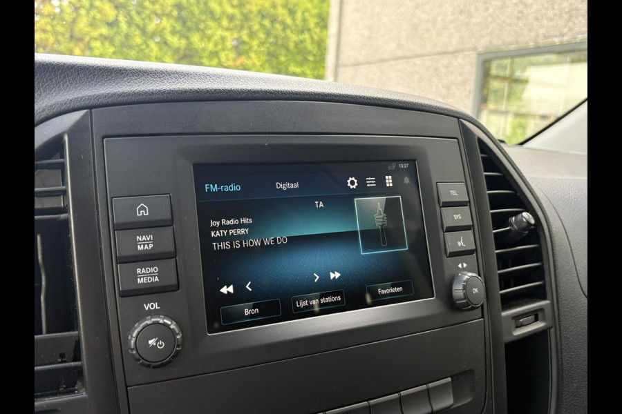 Mercedes-Benz eVito Lang 41 kWh | Elektrisch | Airco | Stoelverwarming | Camera | Houten laadvloer | Bluetooth / Carplay |
