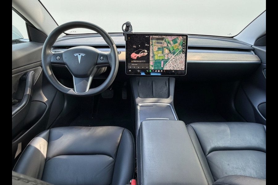 Tesla Model 3 Standard RWD Plus 60 kWh, facelift, parelmoer wit, panoramadak, lederen interieur, 360 camera