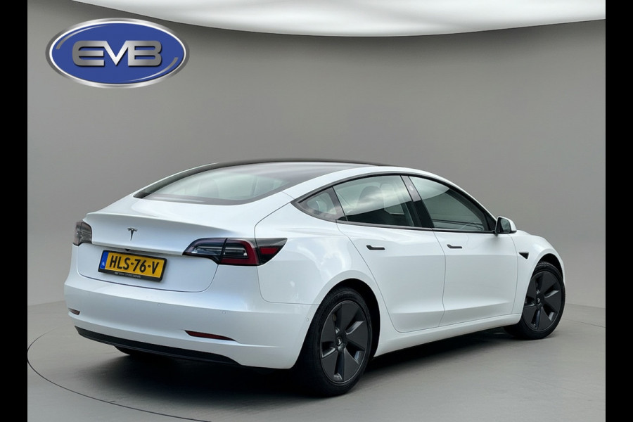 Tesla Model 3 Standard RWD Plus 60 kWh, facelift, parelmoer wit, panoramadak, lederen interieur, 360 camera