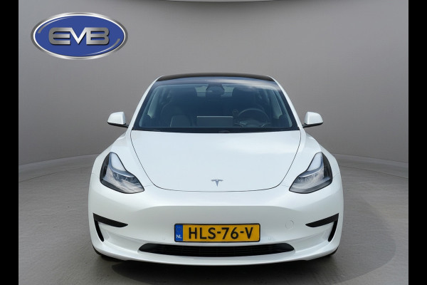 Tesla Model 3 Standard RWD Plus 60 kWh, facelift, parelmoer wit, panoramadak, lederen interieur, 360 camera