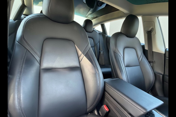 Tesla Model 3 Standard RWD Plus 60 kWh, facelift, parelmoer wit, panoramadak, lederen interieur, 360 camera