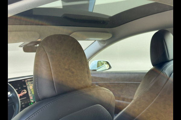 Tesla Model 3 Standard RWD Plus 60 kWh, facelift, parelmoer wit, panoramadak, lederen interieur, 360 camera