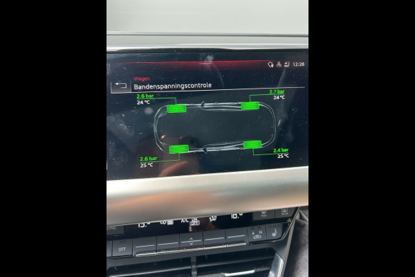 Tesla Model 3 Standard RWD Plus 60 kWh, facelift, parelmoer wit, panoramadak, lederen interieur, 360 camera