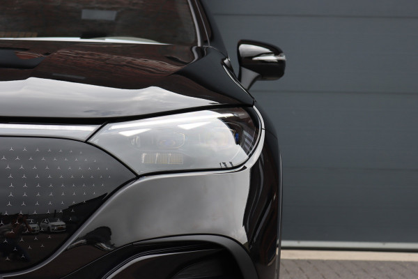 Mercedes-Benz EQE SUV 350 4MATIC AMG Line Premium+ 91 kWh | Hyperscreen | Luchtvering | Achterasbesturing | Distronic+ | Panoramadak | Burmester | Digital Light | Surround Camera | 22kW | Warmtepomp |