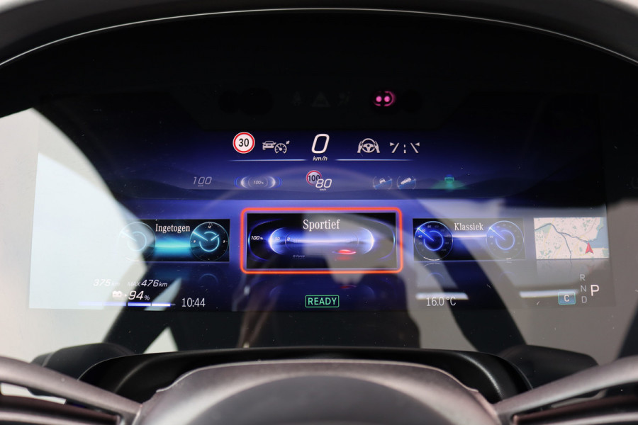 Mercedes-Benz EQE SUV 350 4MATIC AMG Line Premium+ 91 kWh | Hyperscreen | Luchtvering | Achterasbesturing | Distronic+ | Panoramadak | Burmester | Digital Light | Surround Camera | 22kW | Warmtepomp |