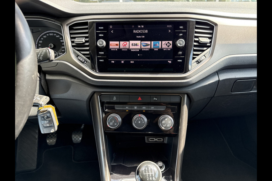Volkswagen T-Roc 1.0 TSI Style | Adapt. Cruisec. | Navi | Carplay | PDC