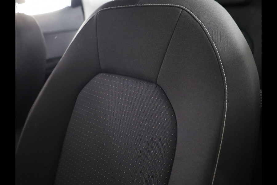Seat Ibiza 1.0 EcoTSI Style 95 pk | Navigatie via App | Parkeersensoren achter | Autom. airco | Apple Carplay/Android Auto | LED koplampen |