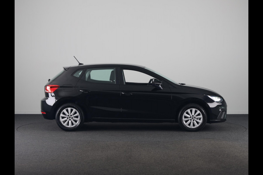 Seat Ibiza 1.0 EcoTSI Style 95 pk | Navigatie via App | Parkeersensoren achter | Autom. airco | Apple Carplay/Android Auto | LED koplampen |