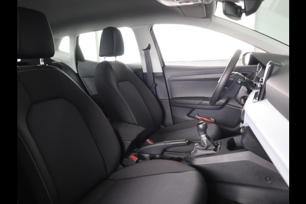 Seat Ibiza 1.0 EcoTSI Style 95 pk | Navigatie via App | Parkeersensoren achter | Autom. airco | Apple Carplay/Android Auto | LED koplampen |