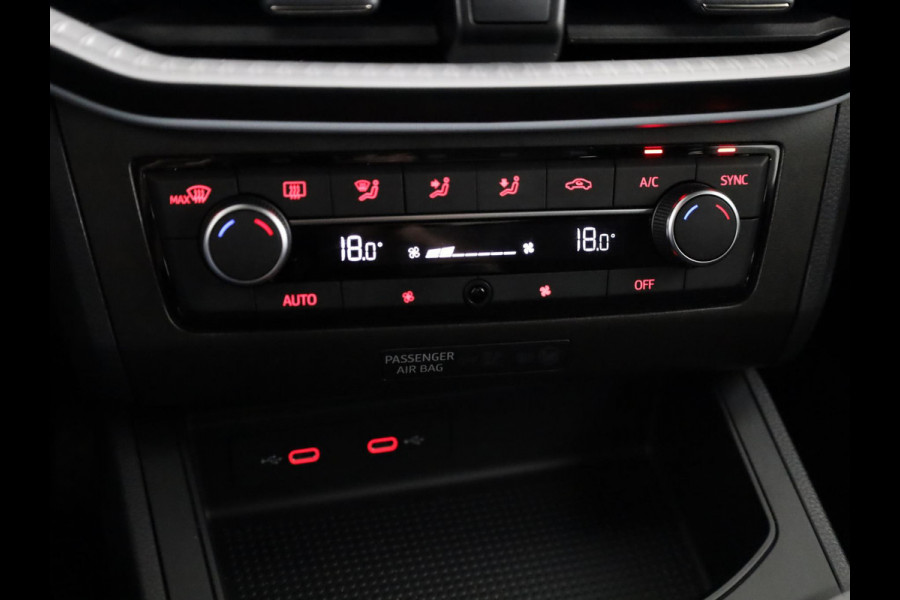 Seat Ibiza 1.0 EcoTSI Style 95 pk | Navigatie via App | Parkeersensoren achter | Autom. airco | Apple Carplay/Android Auto | LED koplampen |