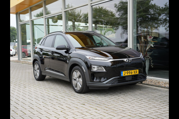 Hyundai Kona EV Premium 64 kWh | Head-up display | stuur verwarmd | Cruise control adaptief | Apple Carplay/Android Auto