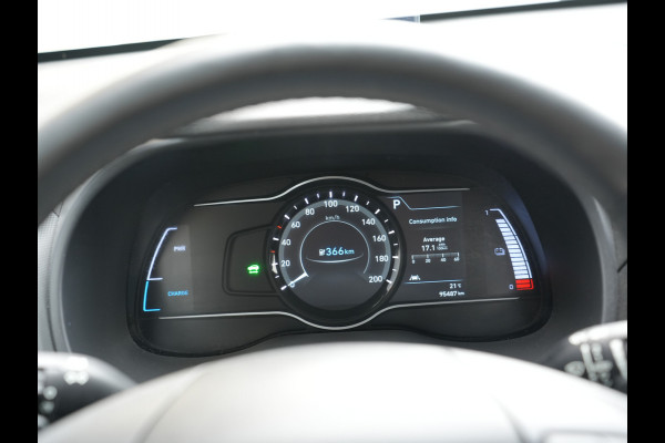 Hyundai Kona EV Premium 64 kWh | Head-up display | stuur verwarmd | Cruise control adaptief | Apple Carplay/Android Auto