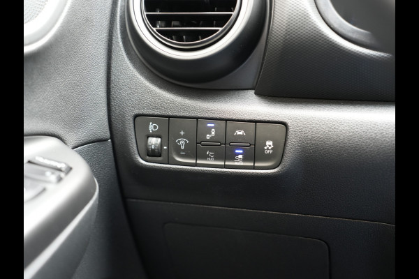 Hyundai Kona EV Premium 64 kWh | Head-up display | stuur verwarmd | Cruise control adaptief | Apple Carplay/Android Auto