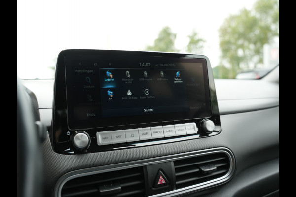 Hyundai Kona EV Premium 64 kWh | Head-up display | stuur verwarmd | Cruise control adaptief | Apple Carplay/Android Auto
