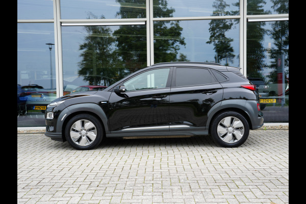 Hyundai Kona EV Premium 64 kWh | Head-up display | stuur verwarmd | Cruise control adaptief | Apple Carplay/Android Auto