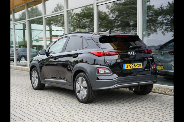 Hyundai Kona EV Premium 64 kWh | Head-up display | stuur verwarmd | Cruise control adaptief | Apple Carplay/Android Auto